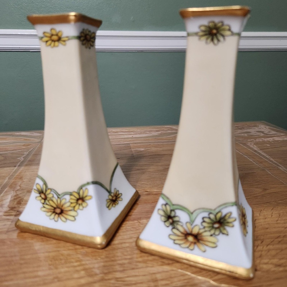 Antique FAVORITE BARVARIA Porceline Daisy Flowers Candlestick Holders